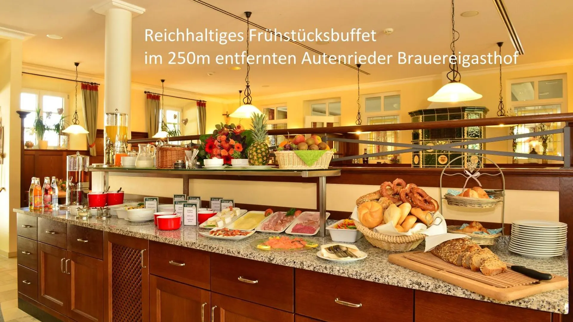Autenrieder Gaestehaus Schlossbraeu Ichenhausen Germany